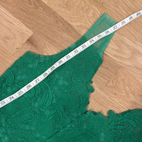 Lace Overlay Silk Green Dress Size 6 - Picture 9 of 12